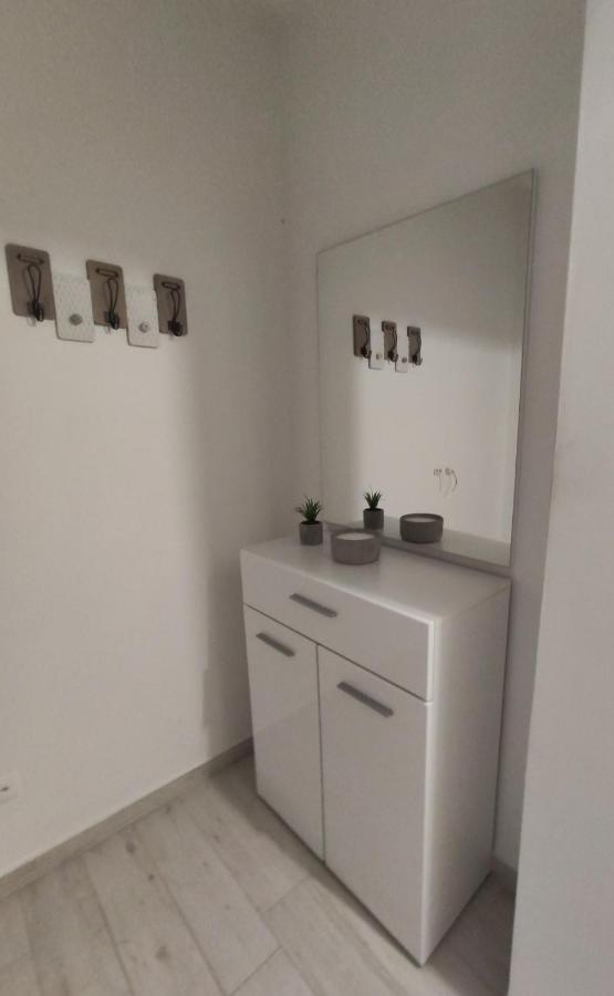 Matej 3 Appartement Zadar Buitenkant foto