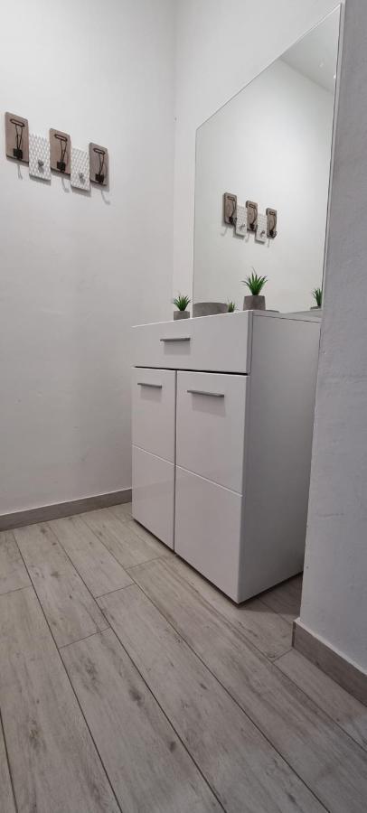 Matej 3 Appartement Zadar Buitenkant foto